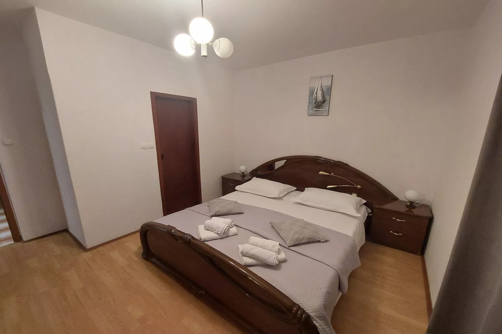 Apartment Dominik - Two Bedroom Apartment with Terrace and Sea View-Slaapkamer