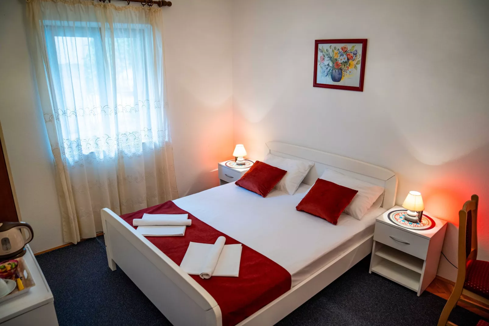 Guest House Cesic - Double Room No1-Slaapkamer