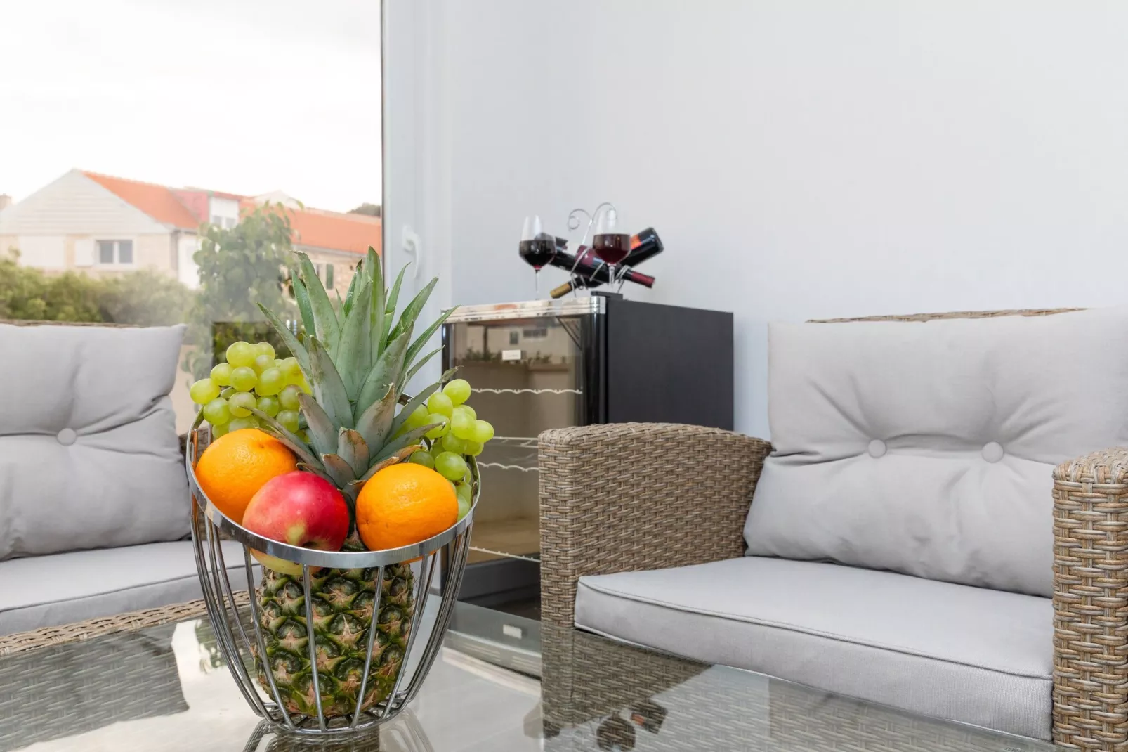 Apartments Tino- Two Bedroom Apartment with Terrace and Sea View(A2)-Woonkamer