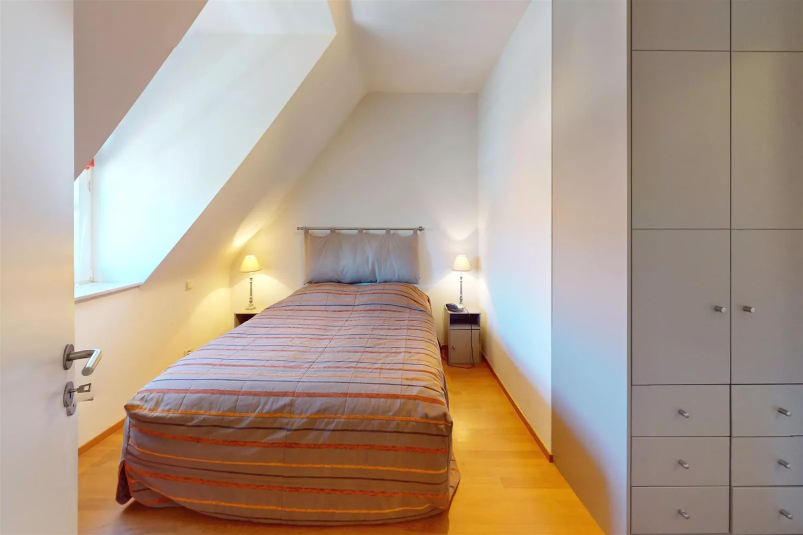 RAVEEL 52  STPL-Slaapkamer
