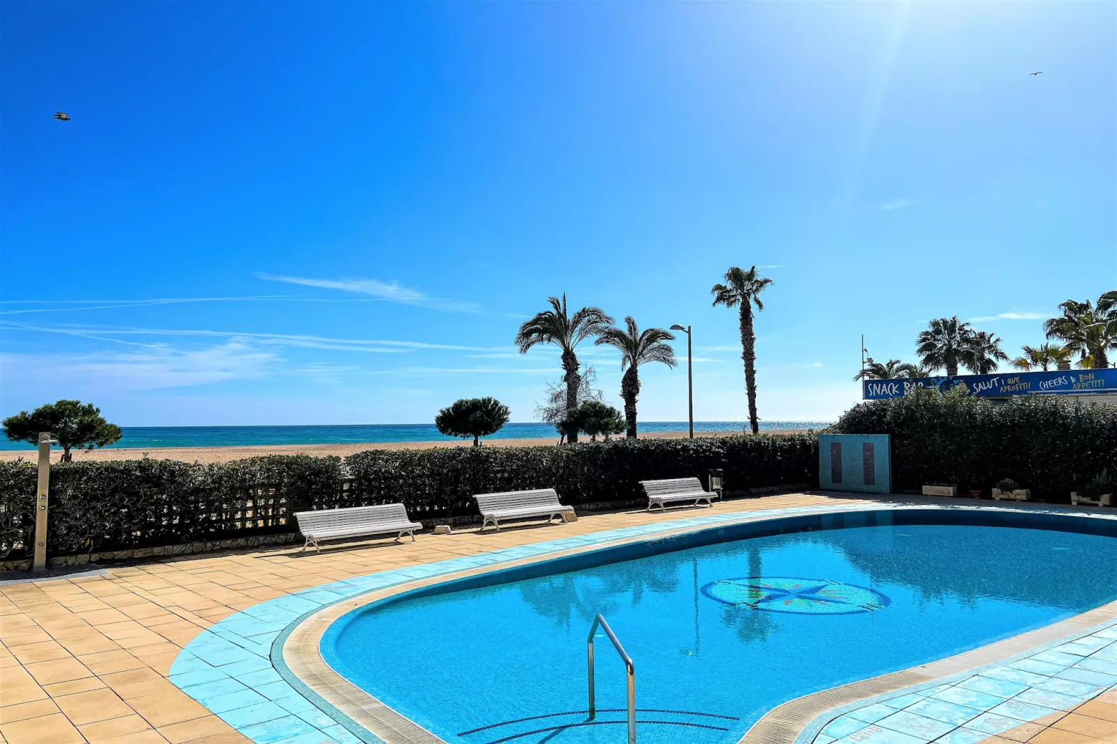 Vivalidays Mar - Santa Susanna-Zwembad