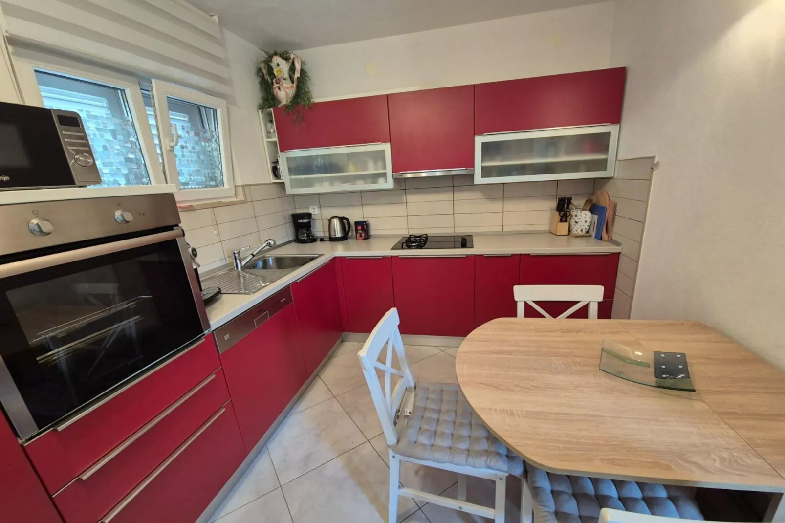 Holiday Home Aurora - Three bedroom Holiday Home-Keuken