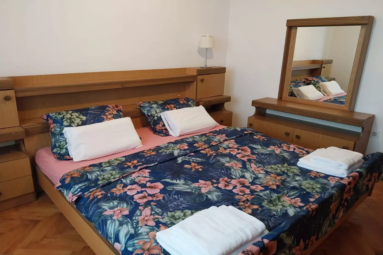 Holiday Home Marina - Two Bedroom Holiday Home with Terrace-Slaapkamer