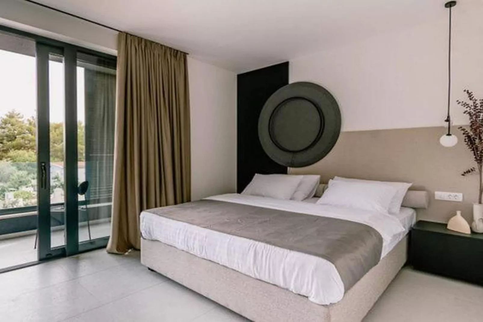 Luxury Contemporary Villa in Vodice with Pool, Sauna and Hot Tub - Four Bedroom Villa with pool-Slaapkamer