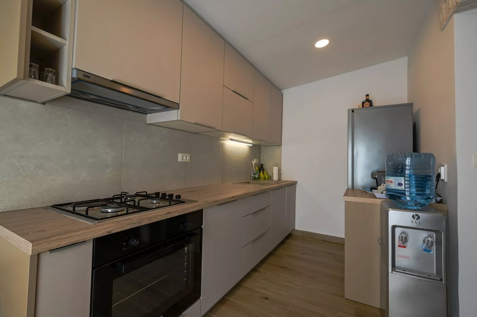 Rovinj Countryside Escape Holiday Home - Two Bedroom Holiday Home with Terrace-Keuken