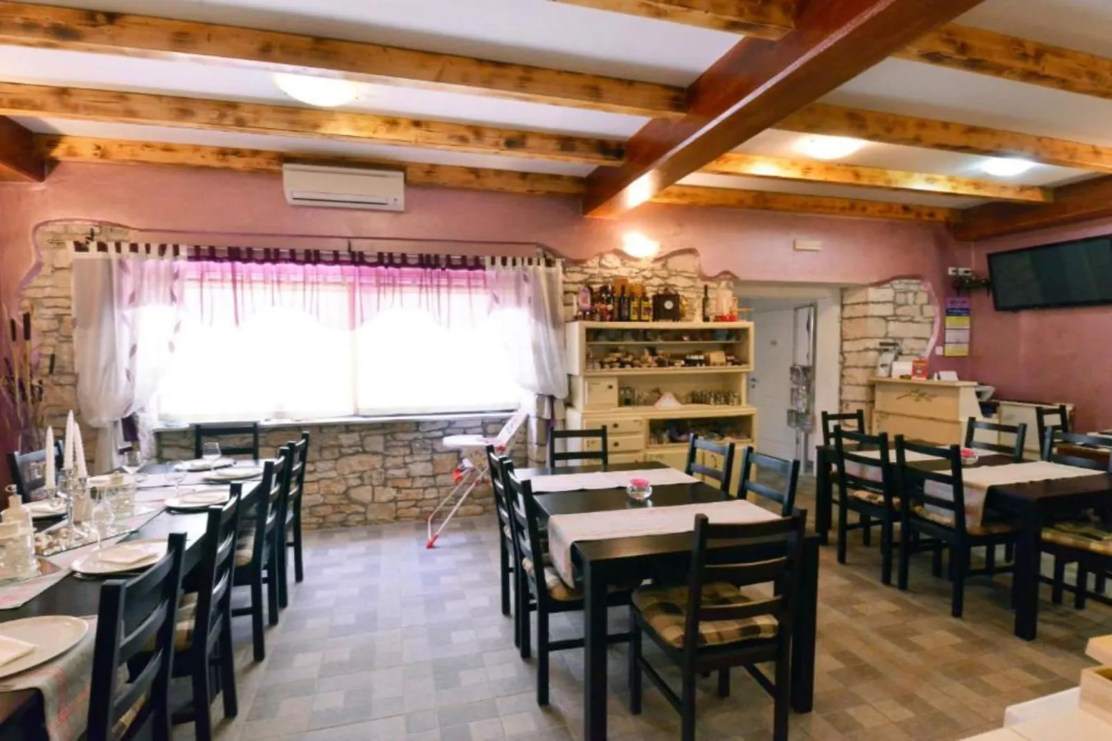 Authentic Istrian Rooms for Unforgettable Stays - Doube Room-Faciliteiten