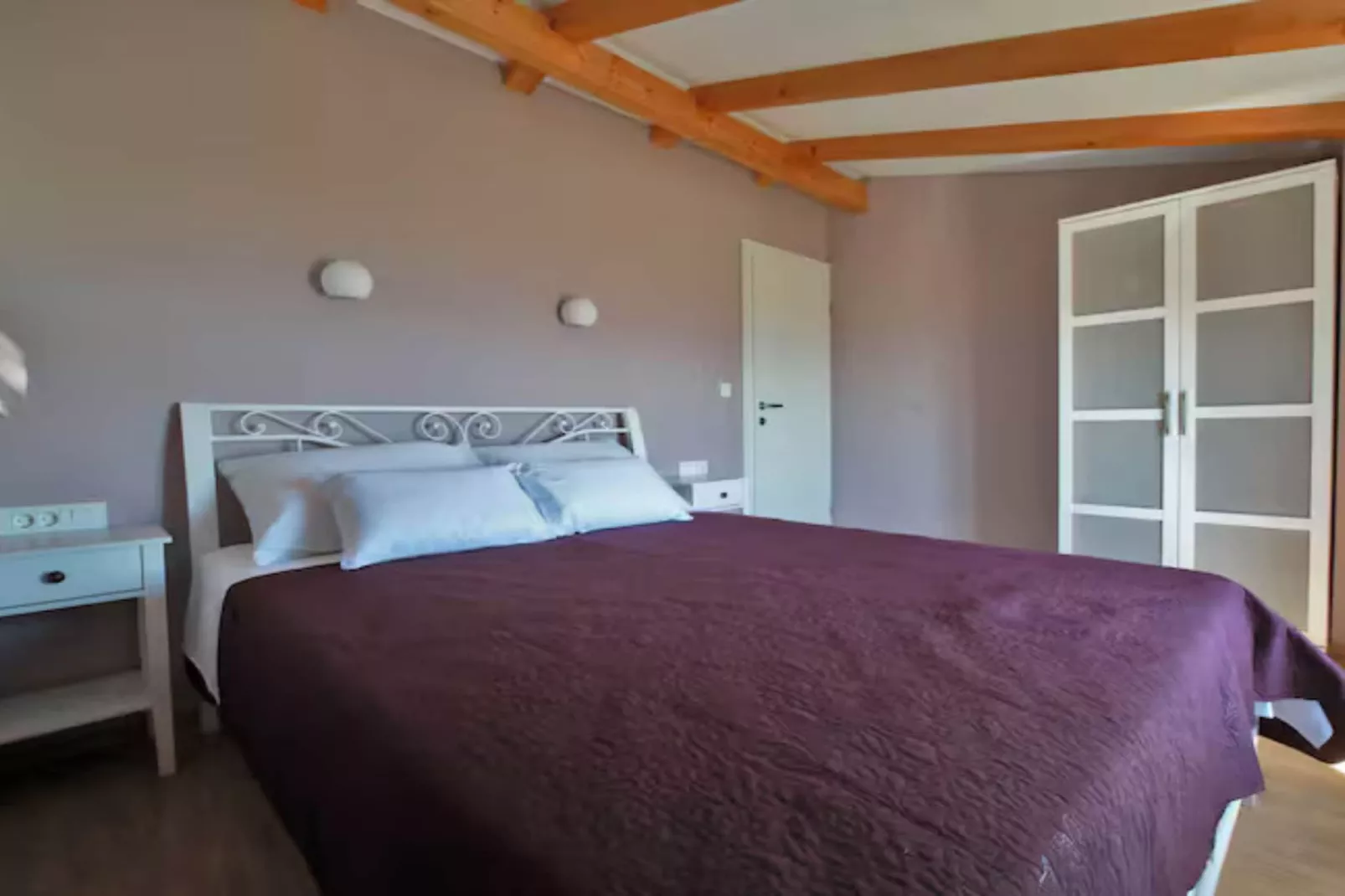 Stone House Bay View Kaštela - Two Bedroom House with Pool-Slaapkamer