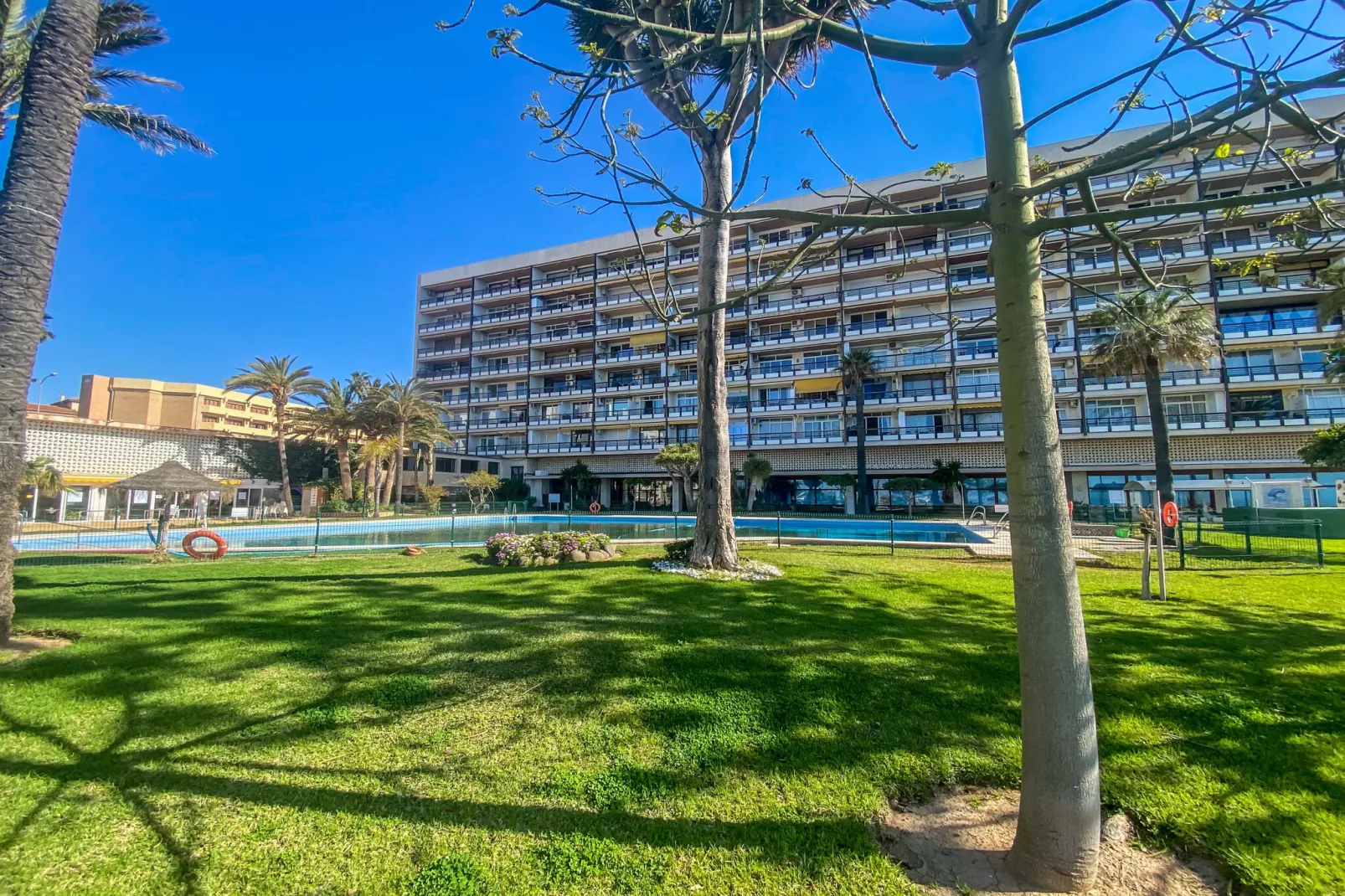 303 Santa Clara-Buitenkant zomer