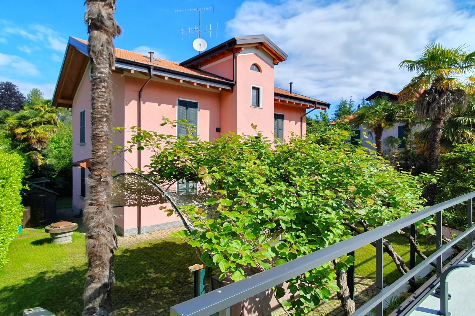 Villa Coral-Buitenkant zomer
