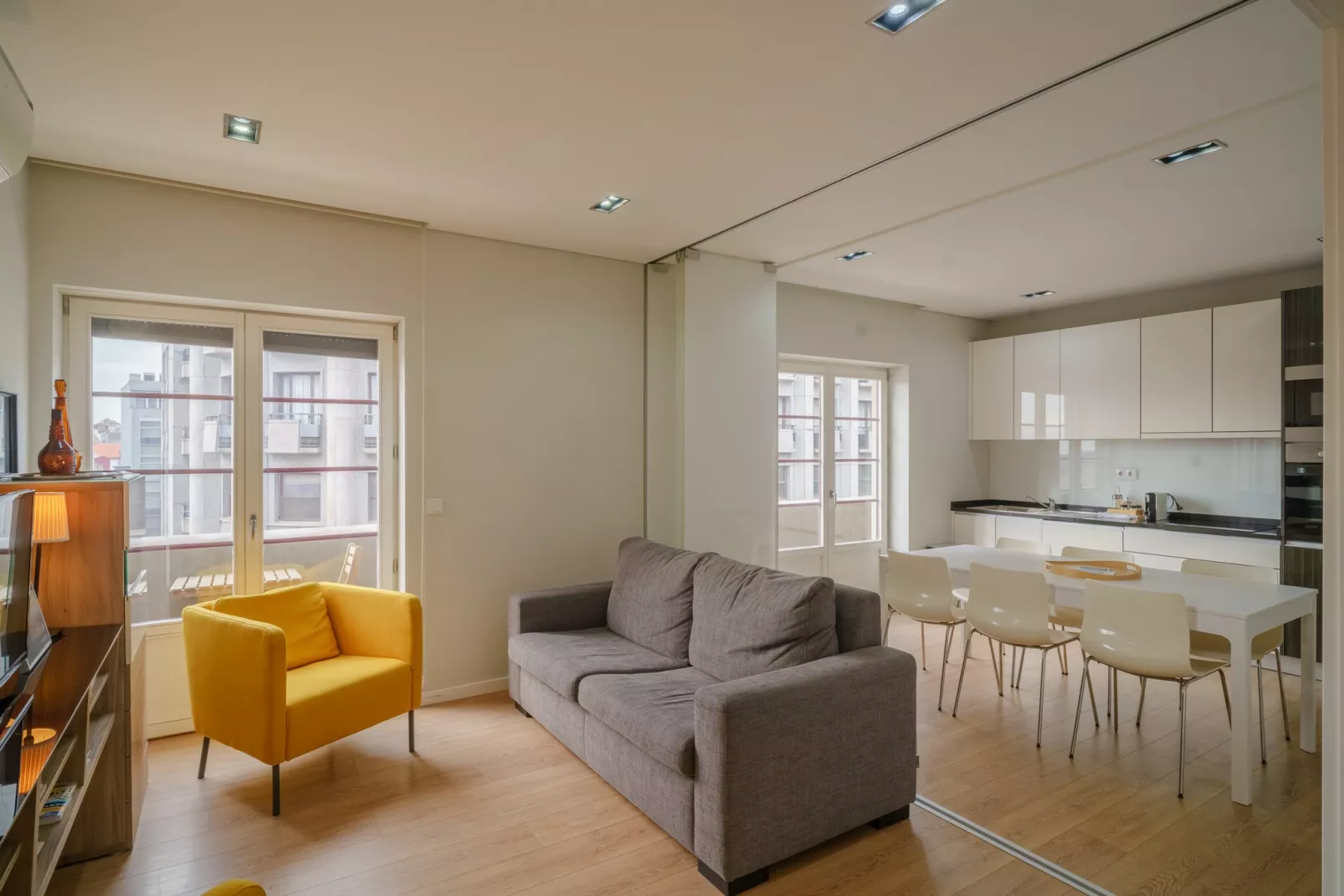 Feel Porto Downtown City Roofs-Woonkamer