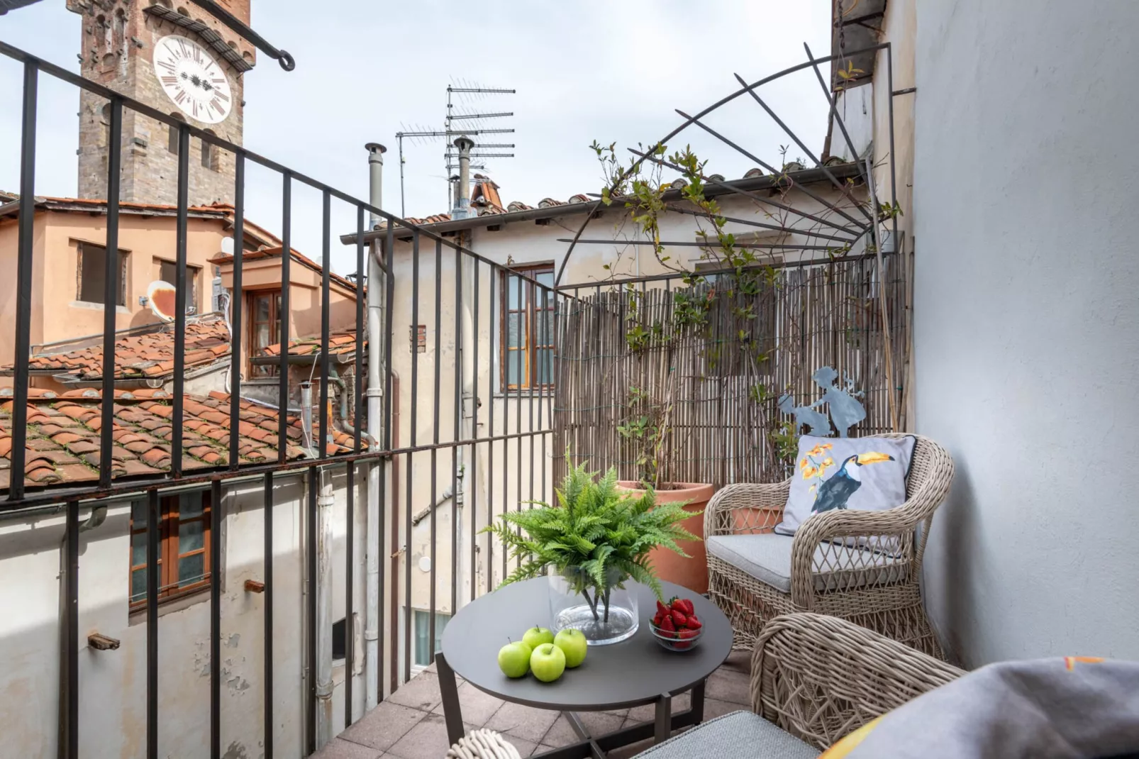 ClockTower Penthouse-Niet-getagd