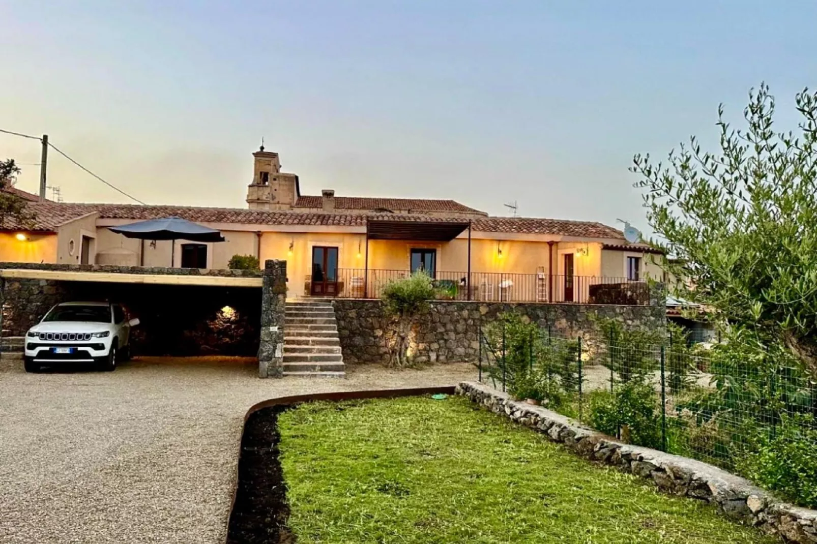Appartamento La Cantina Villa di campagna-Buitenkant zomer