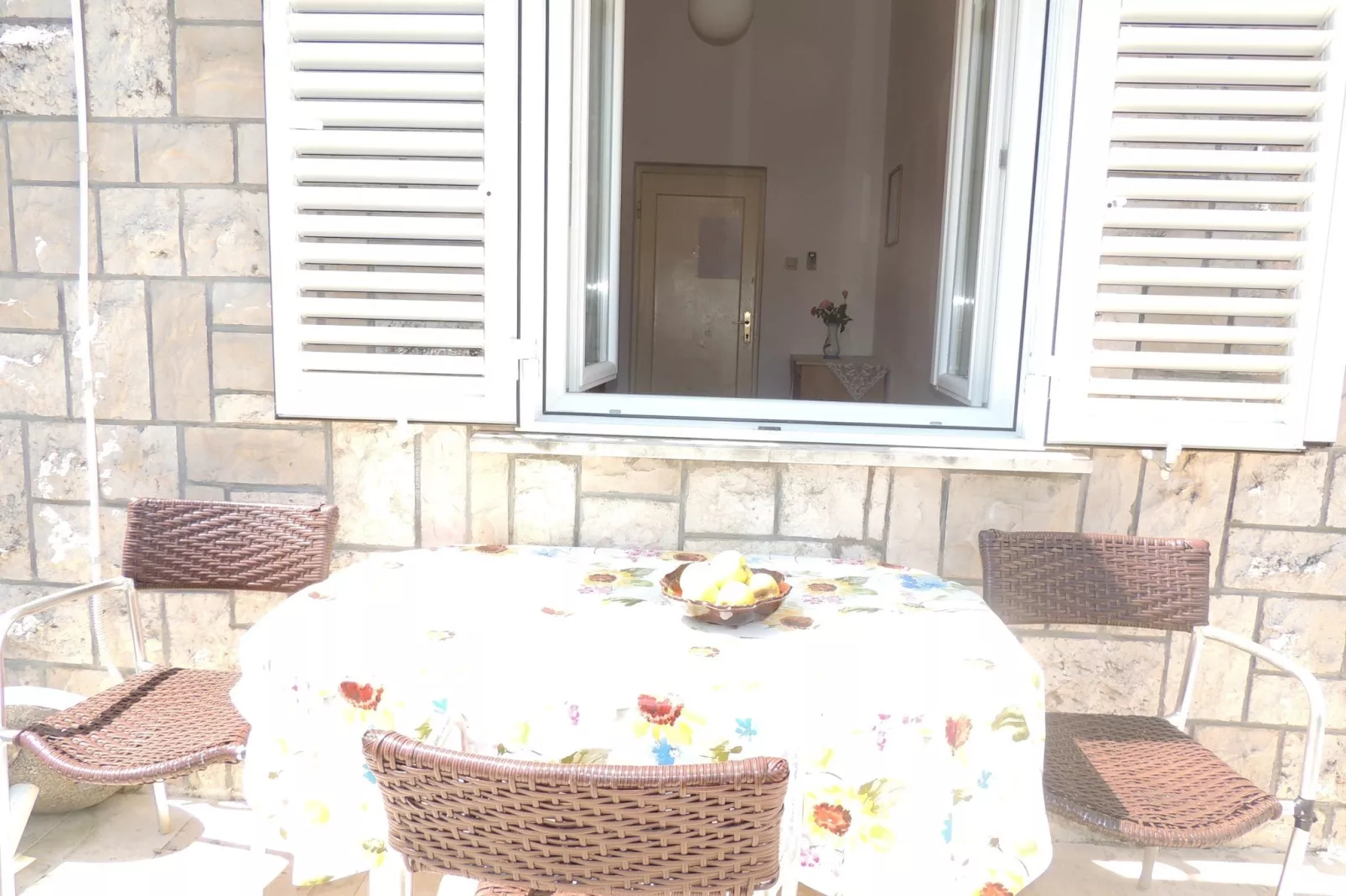 Apartments Majkovica- Twin Room with Private External Bathroom- (A)-Buitenlucht