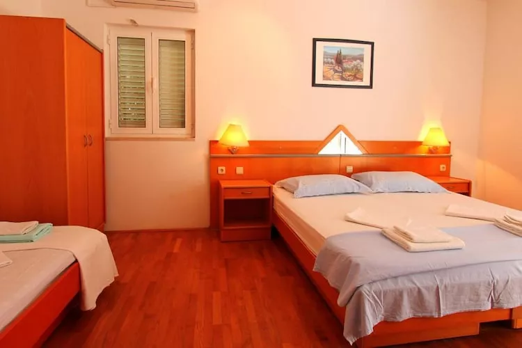 Guest House Zec - Apartment A2+2-Slaapkamer