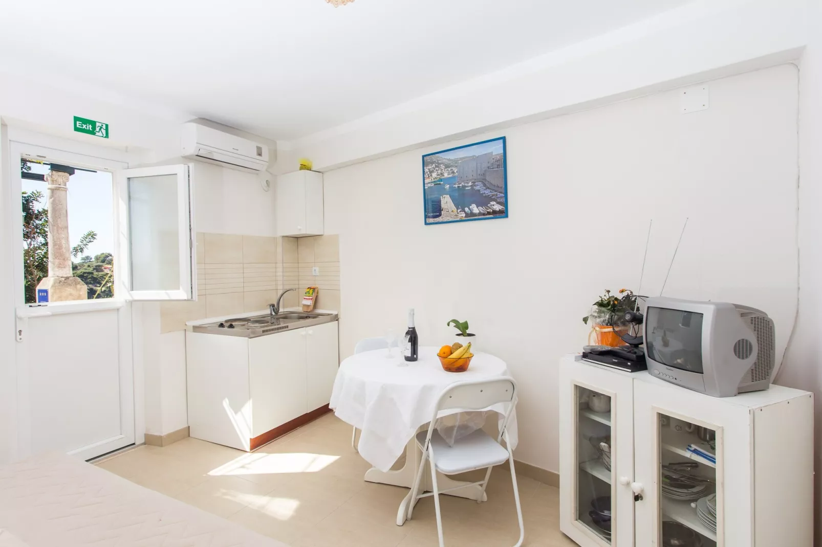 Apartments Ljubimir - Comfort One-Bedroom Apartment with Shared Terrace - Nono-Keuken