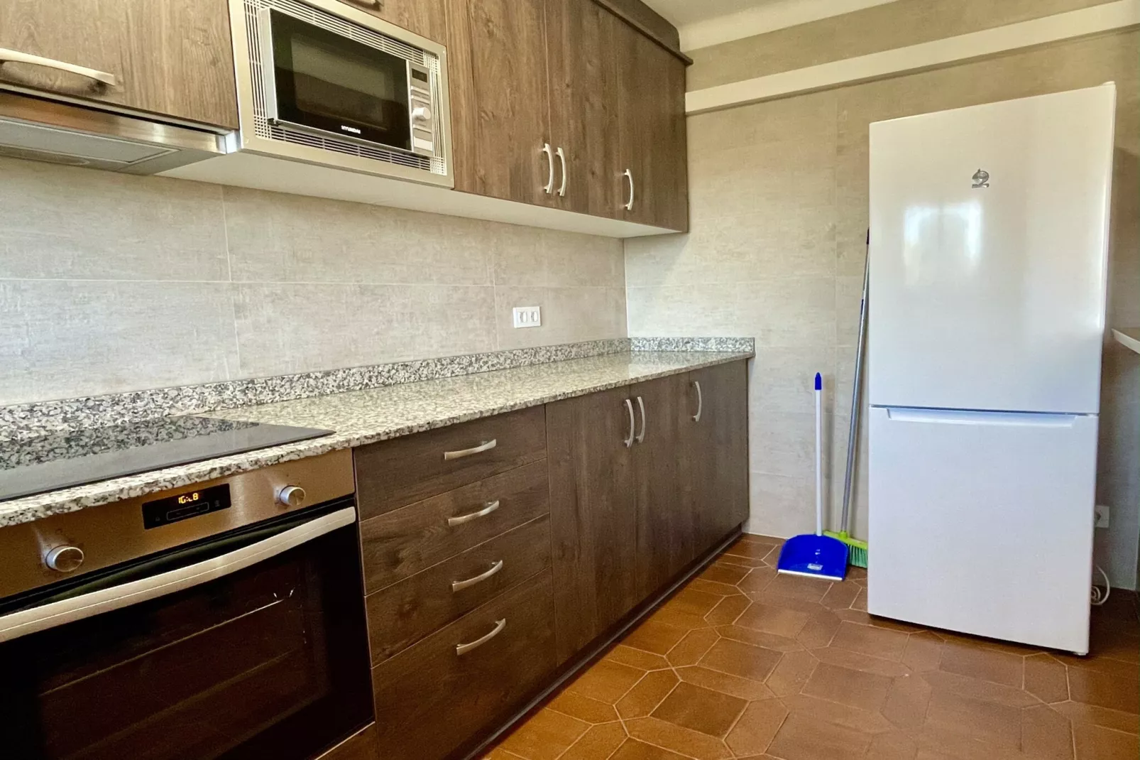 BELL RACO B 25-Keuken