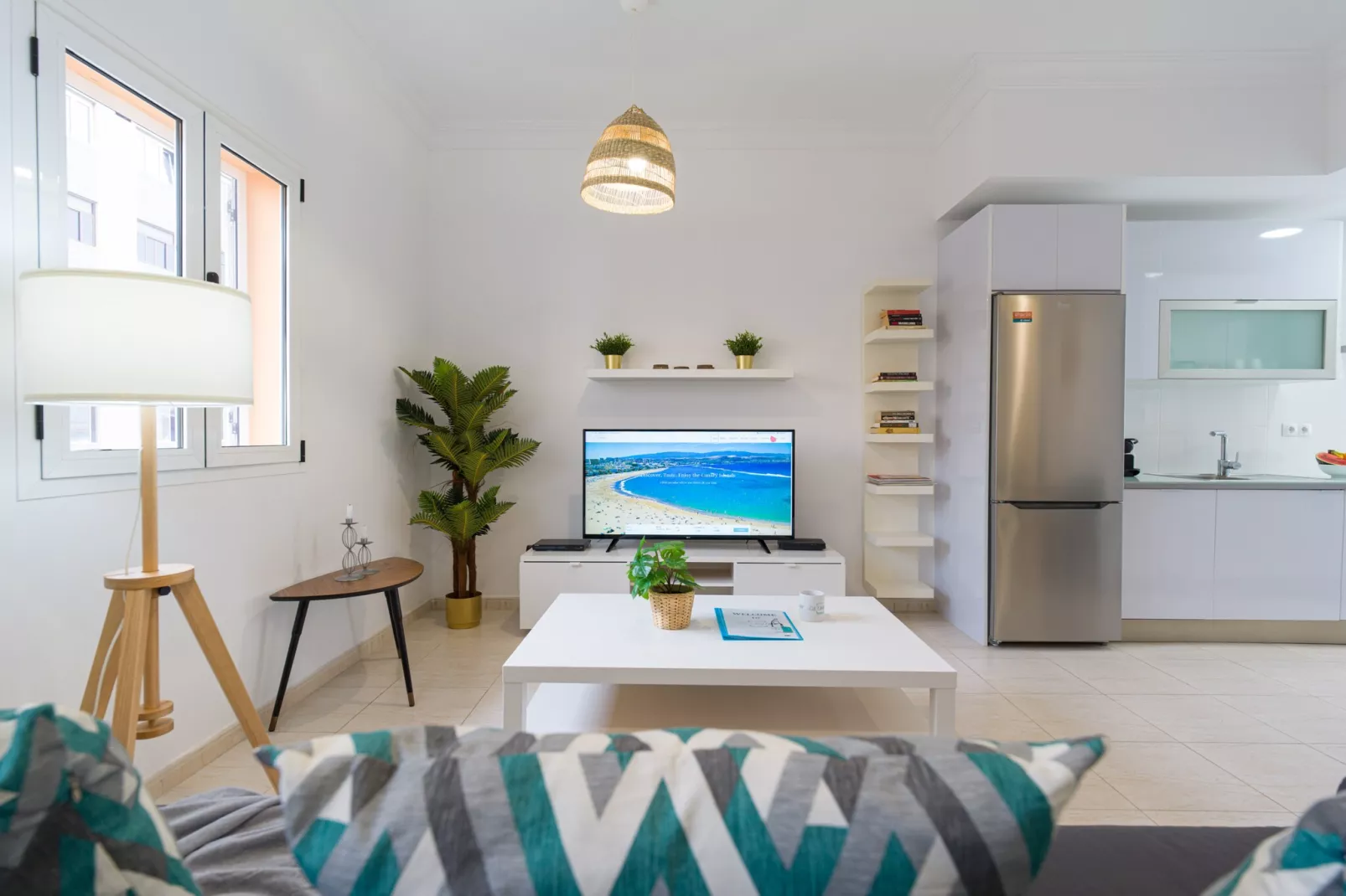 Rejon Home By CanariasGetaway-Woonkamer