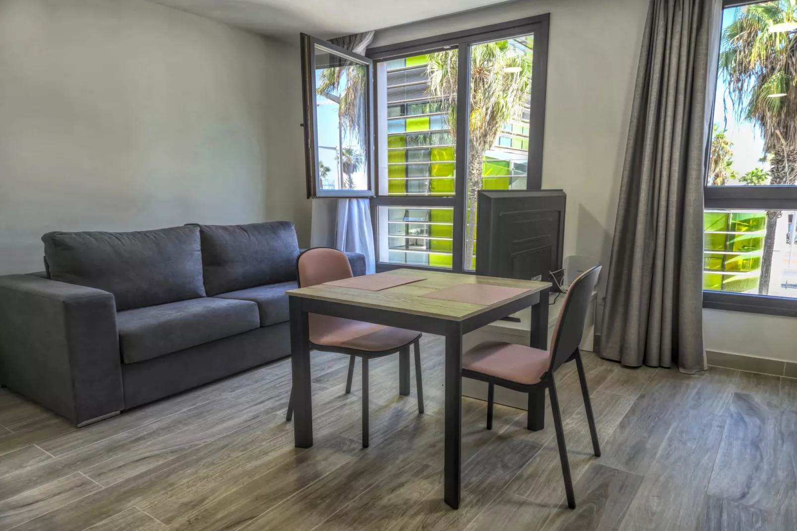 Yan Building 4A by CanariasGetaway-Woonkamer