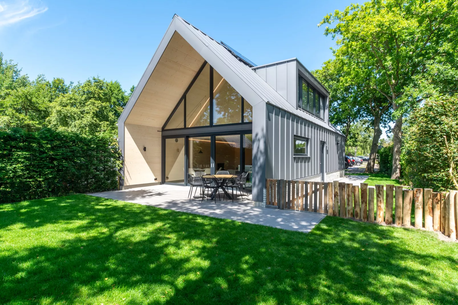 Belkmer Beachhouse-Buitenkant zomer