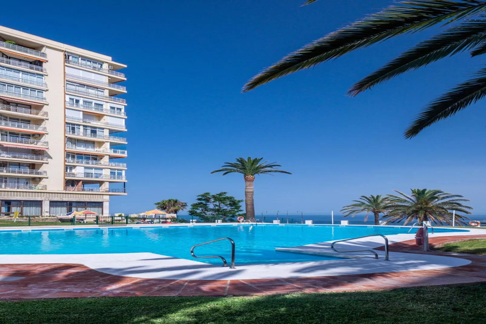 412 Torre-Buitenkant zomer