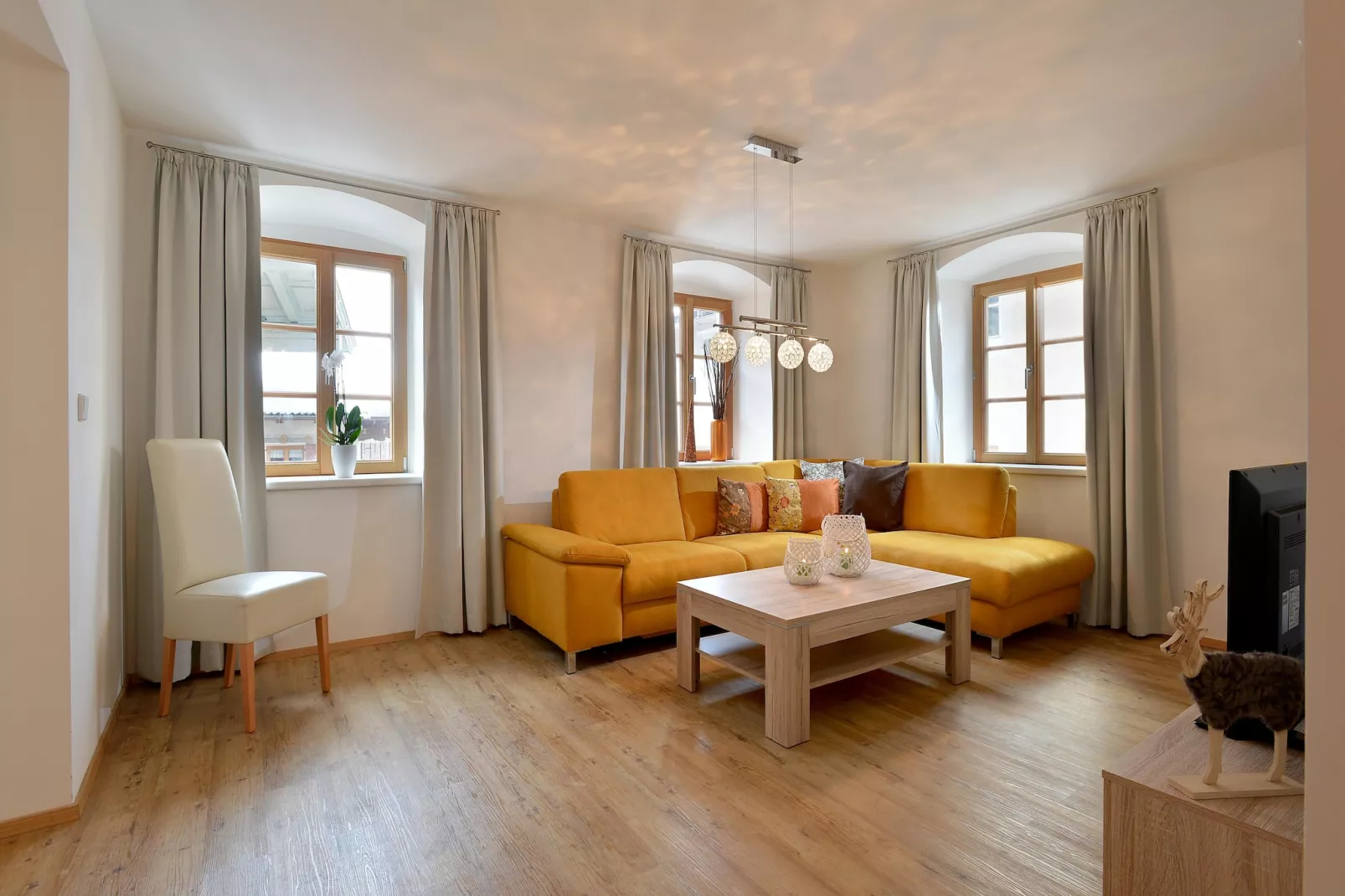 Jägerhaus Appartements-Woonkamer