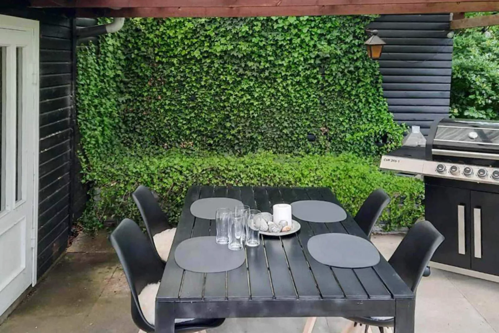 outdoor