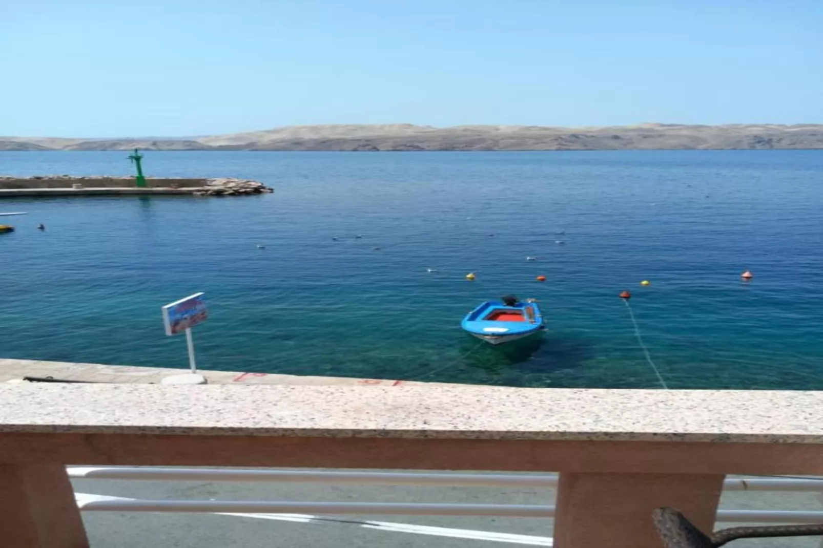 Dalmatian house Sukosan-Gebieden zomer 1km