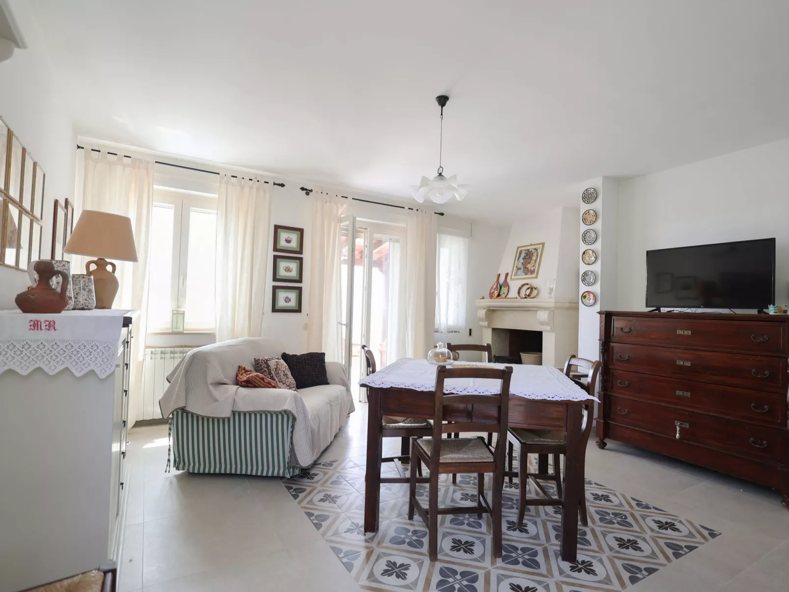 Grillo-Villa Anna-Binnen