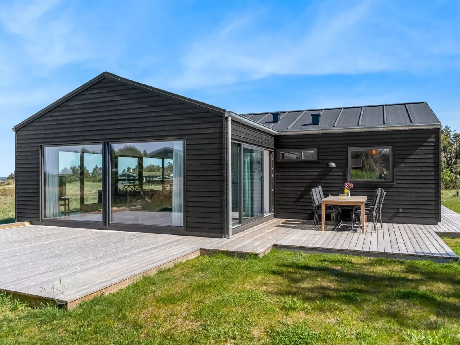 "Merete" - 900m from the sea-Buiten