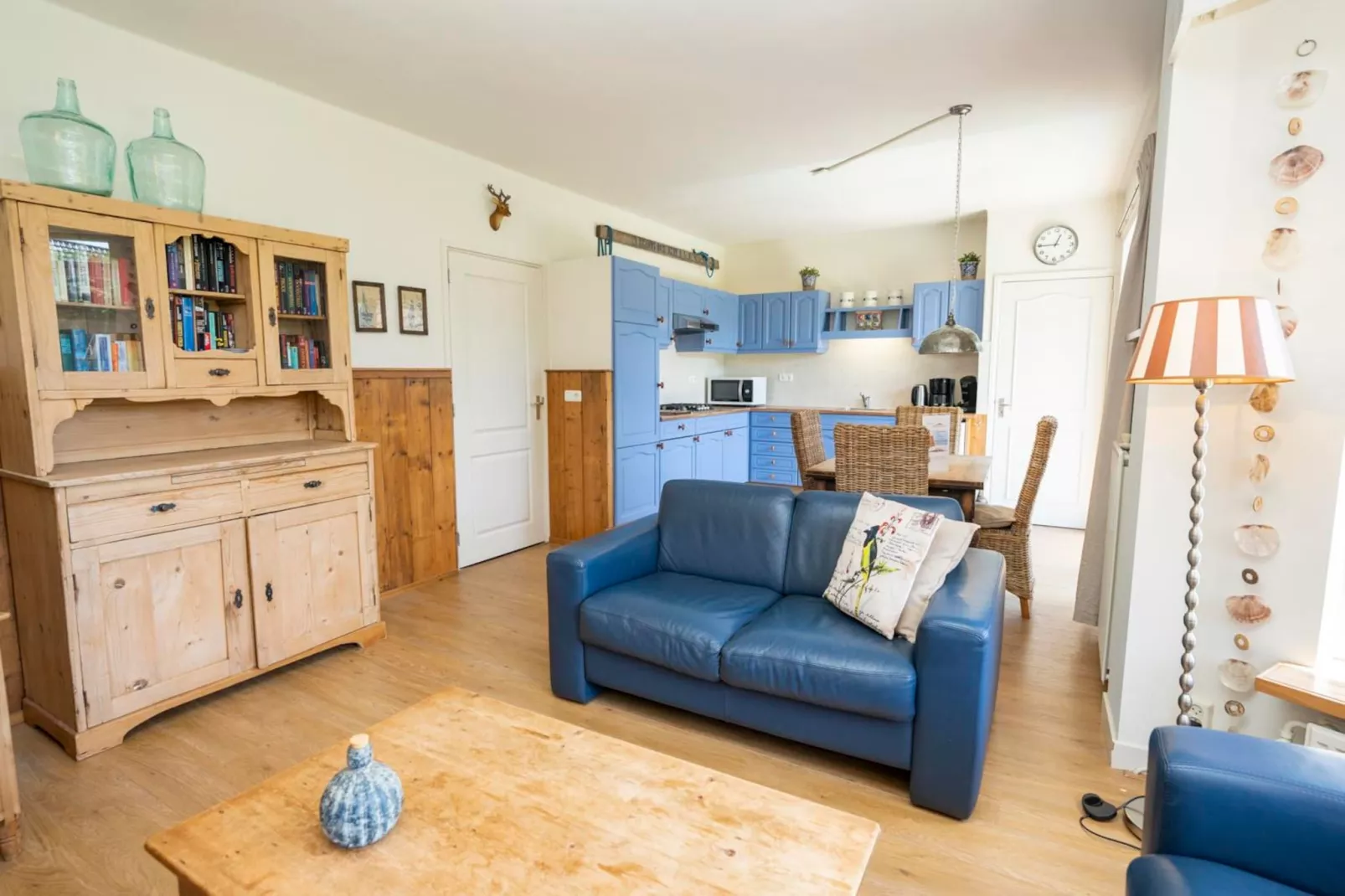 Strandhuys Schelp-Woonkamer