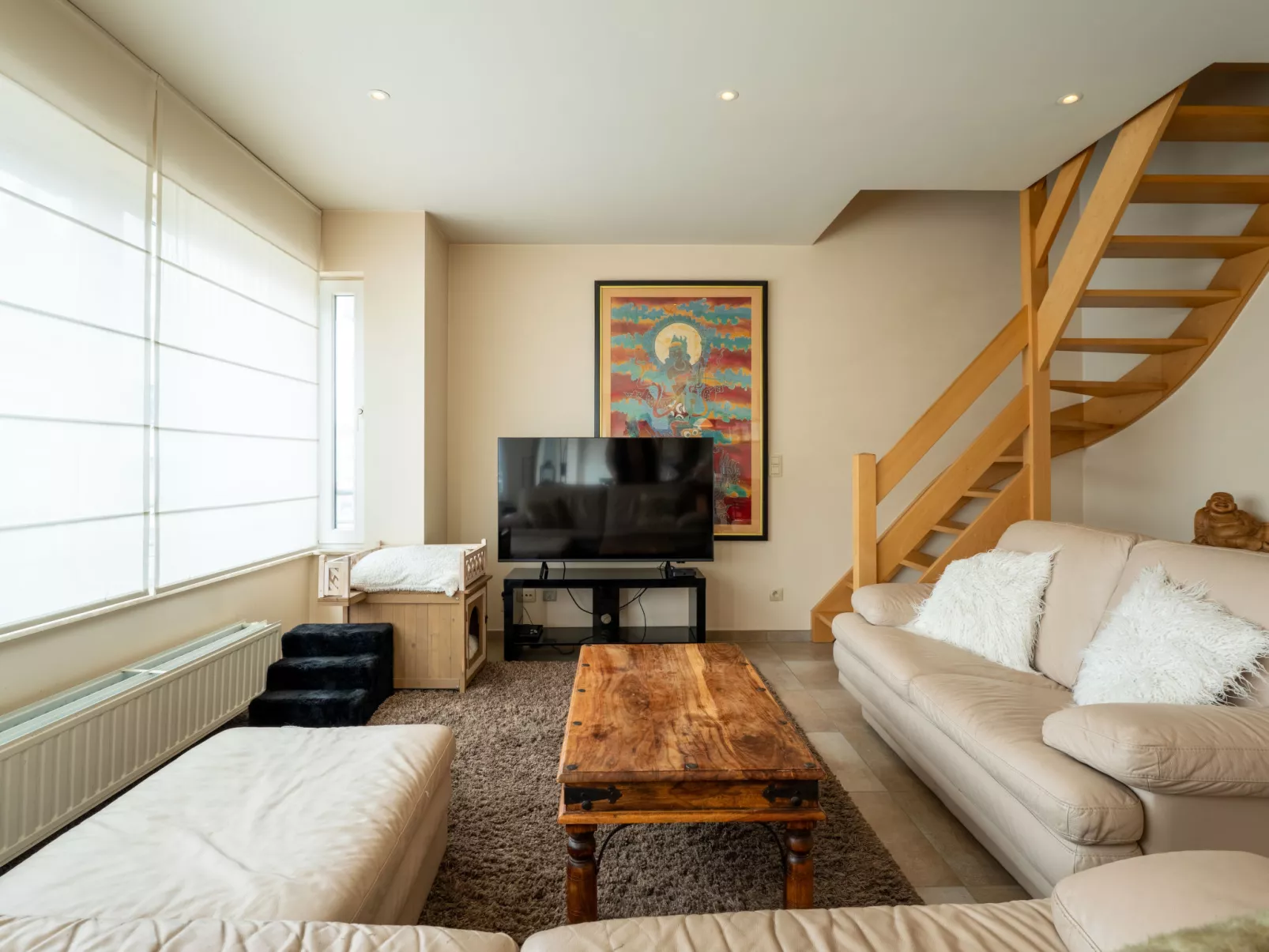 Bonito with balcony & harbour view-Binnen