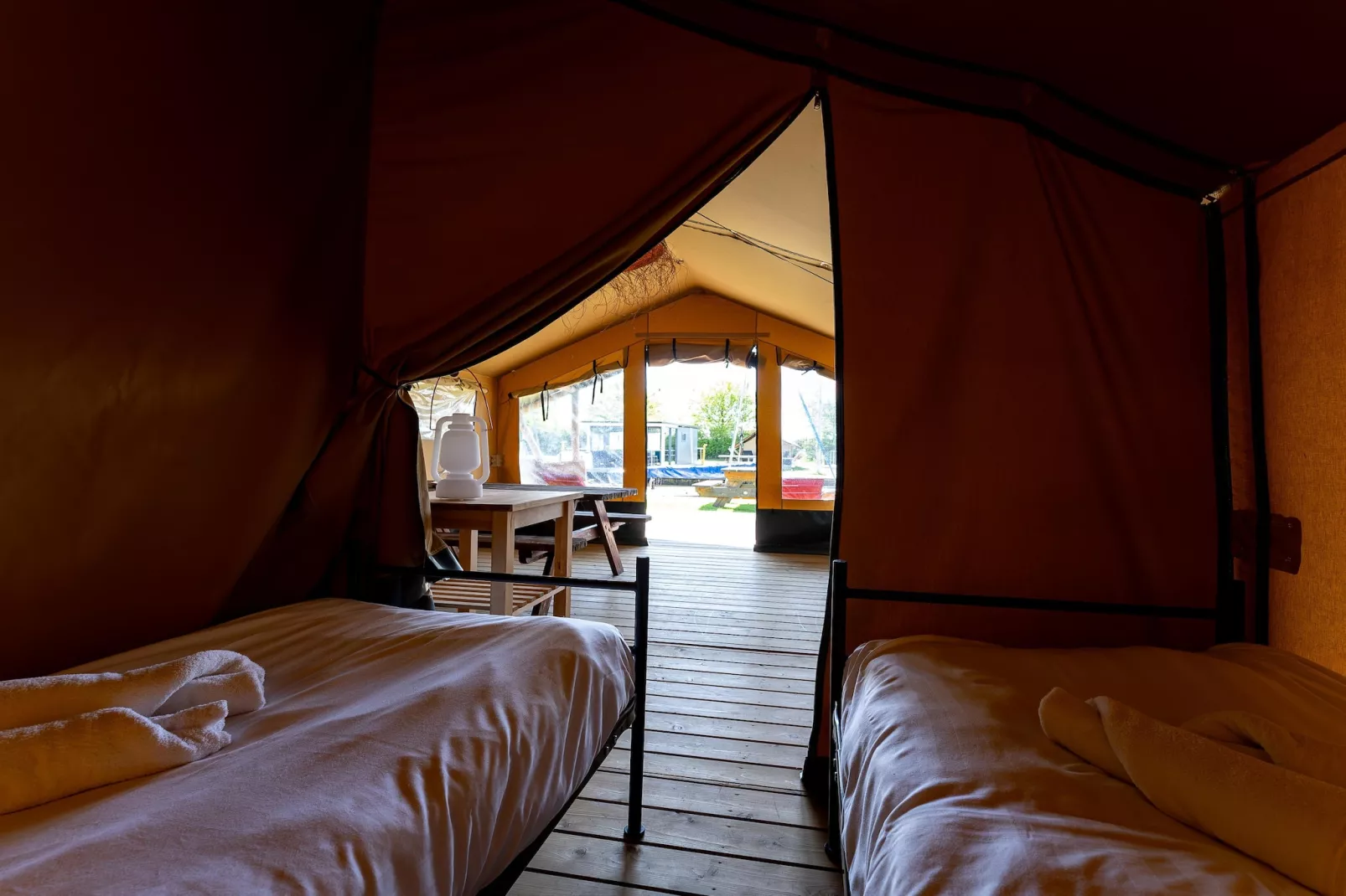 Safari tent Heeg 4 persons-Slaapkamer