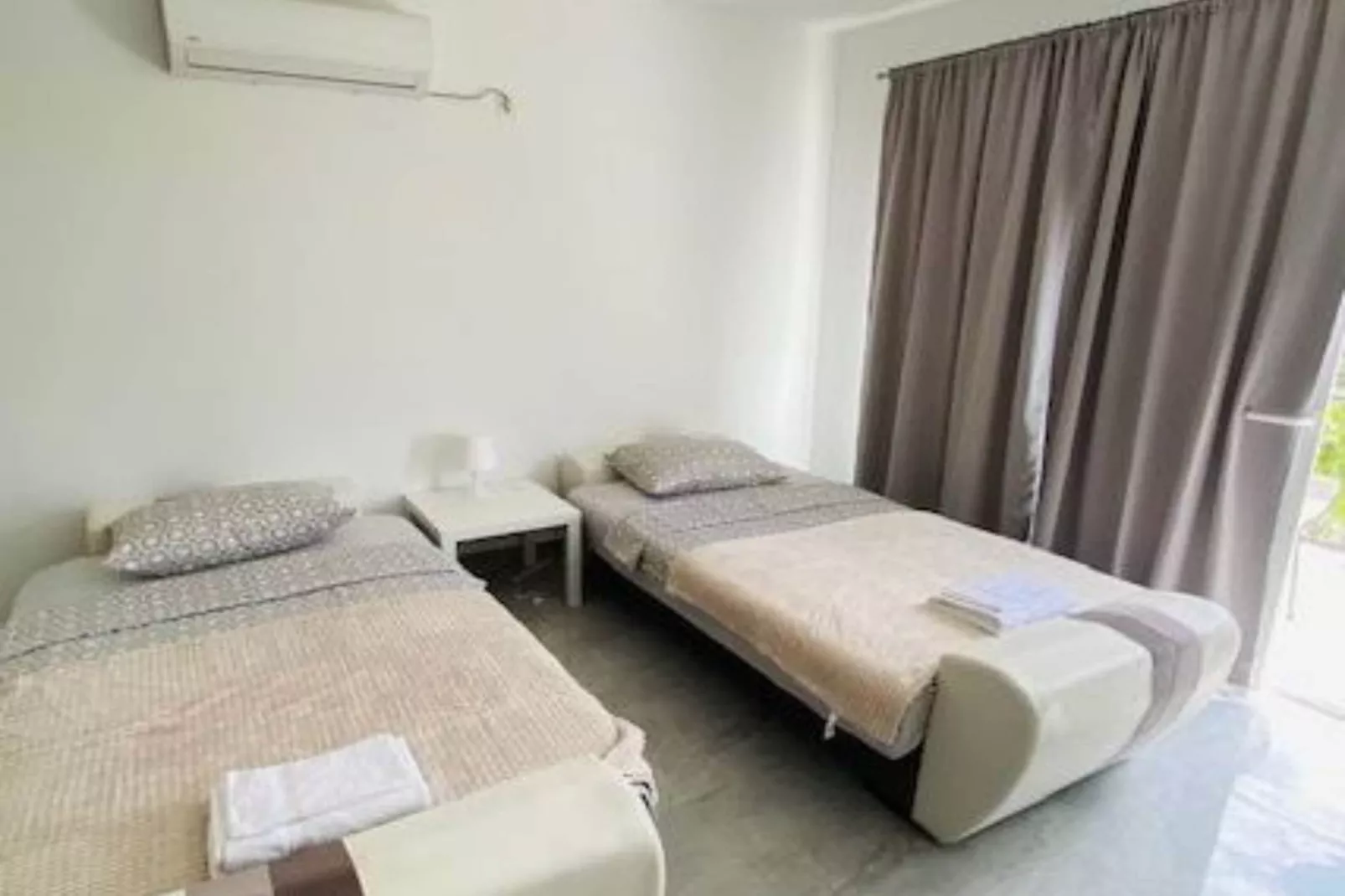 Villa Brazza - Two Bedroom Apartment A2-Slaapkamer