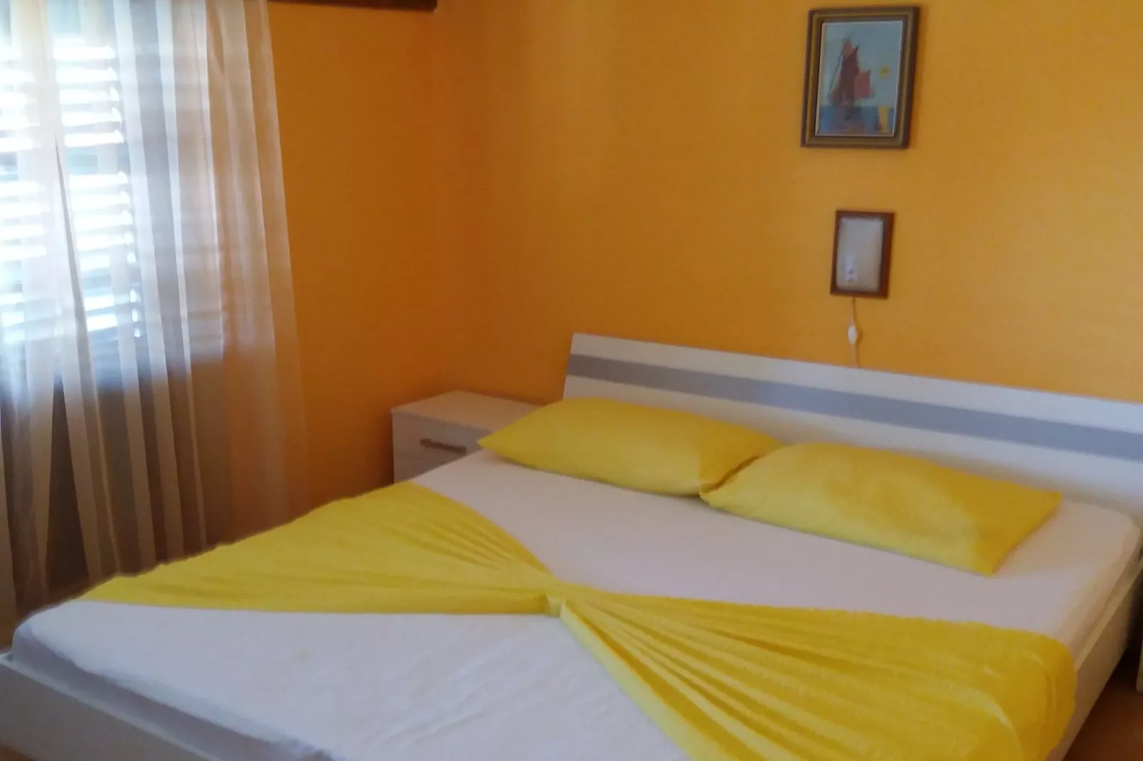 Apartments Lavanda & More - Three Bedroom Apartment with Shared Terrace