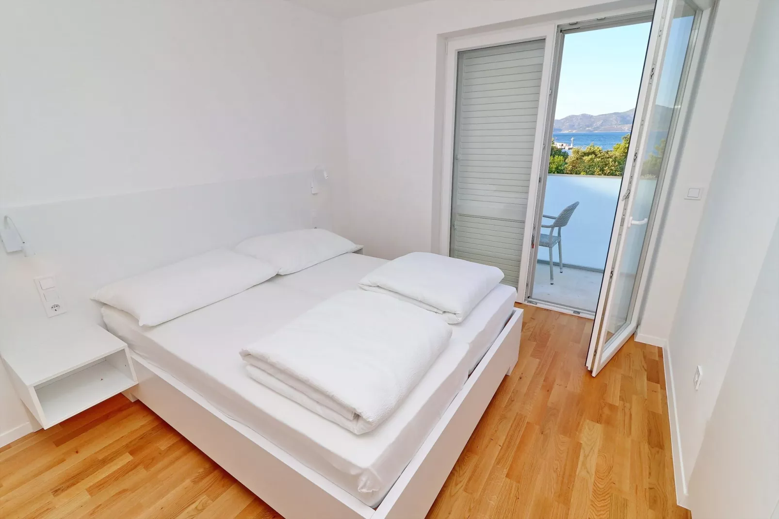 Villa E & D  - Four Bedroom Villa with Pool and Patio - Villa D-Slaapkamer