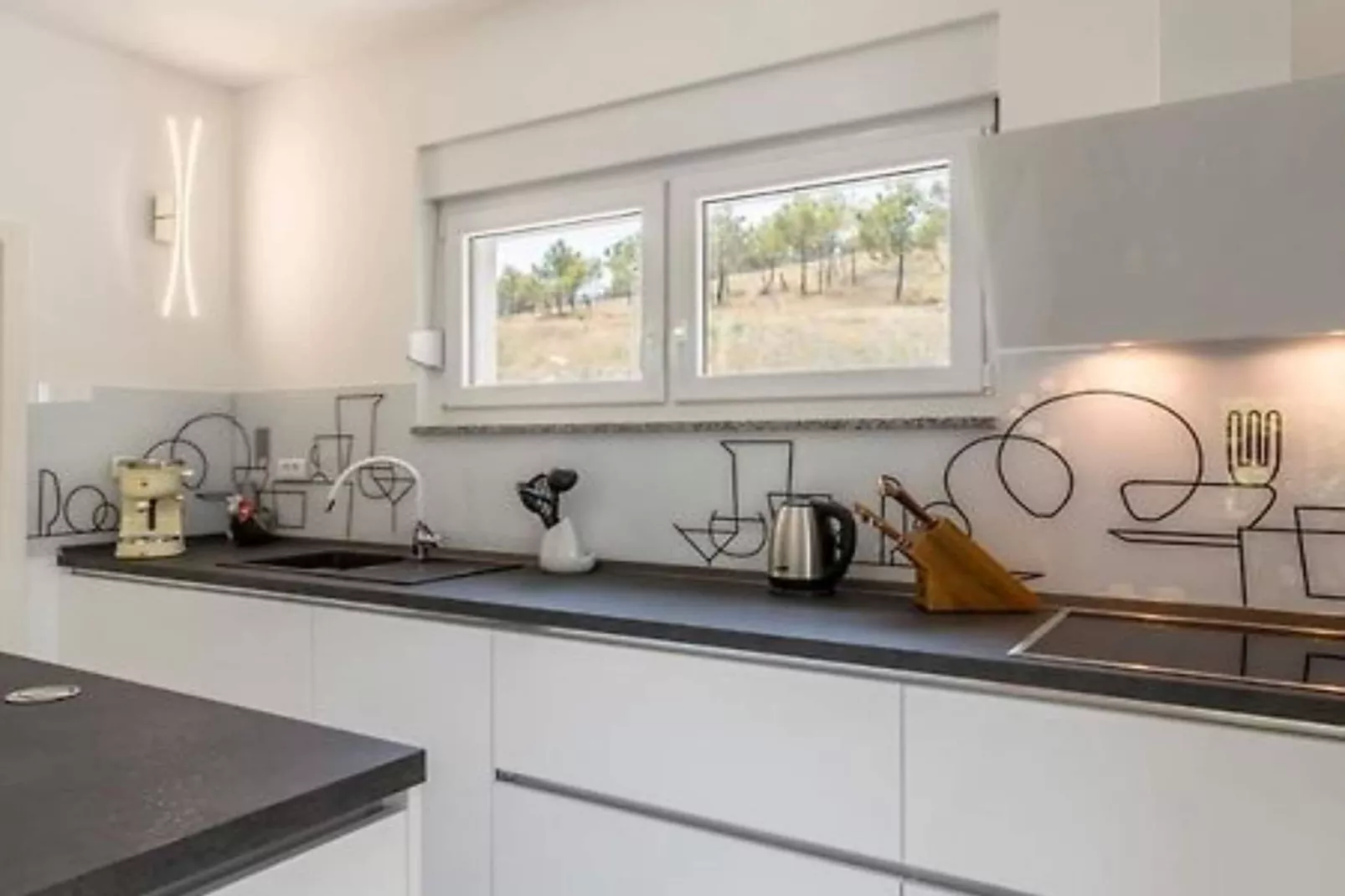 Modern & Stylish Villa with Private Pool - Four Bedroom Villa with Pool-Keuken