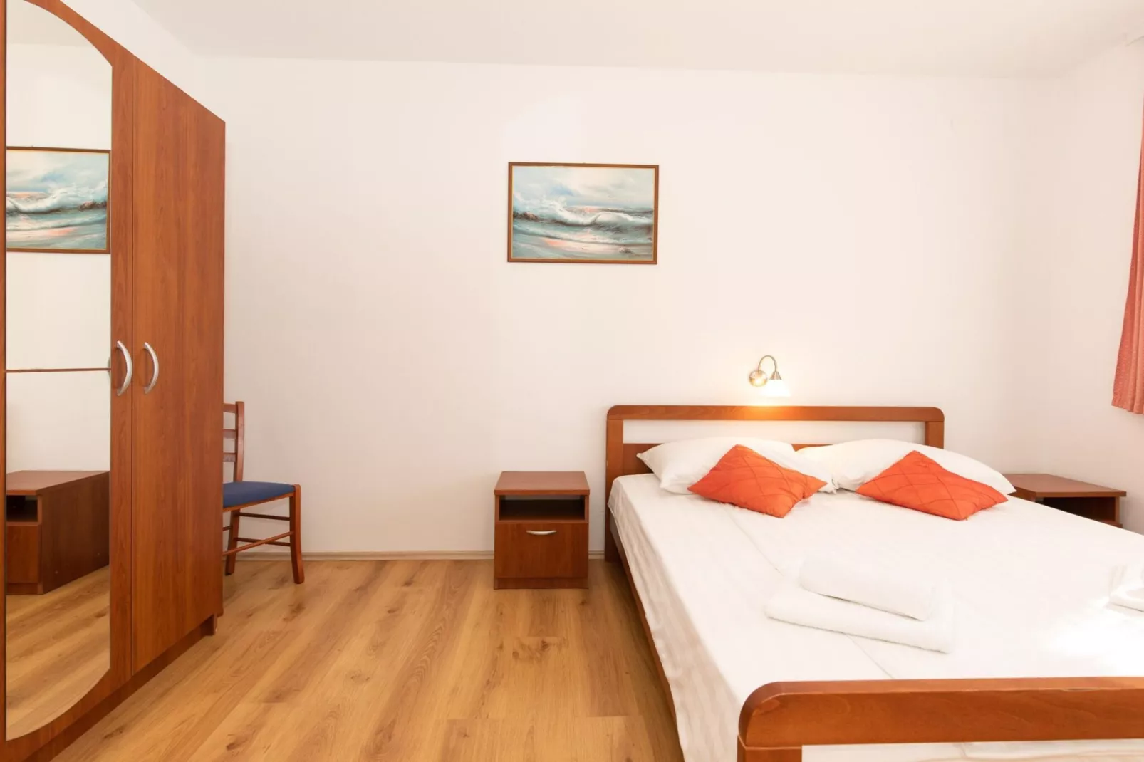 Scenic Elegant Apartments Krk with Balcony and Pool - Two Bedroom Apartment with Balcony and Pool (owner 1)-Slaapkamer