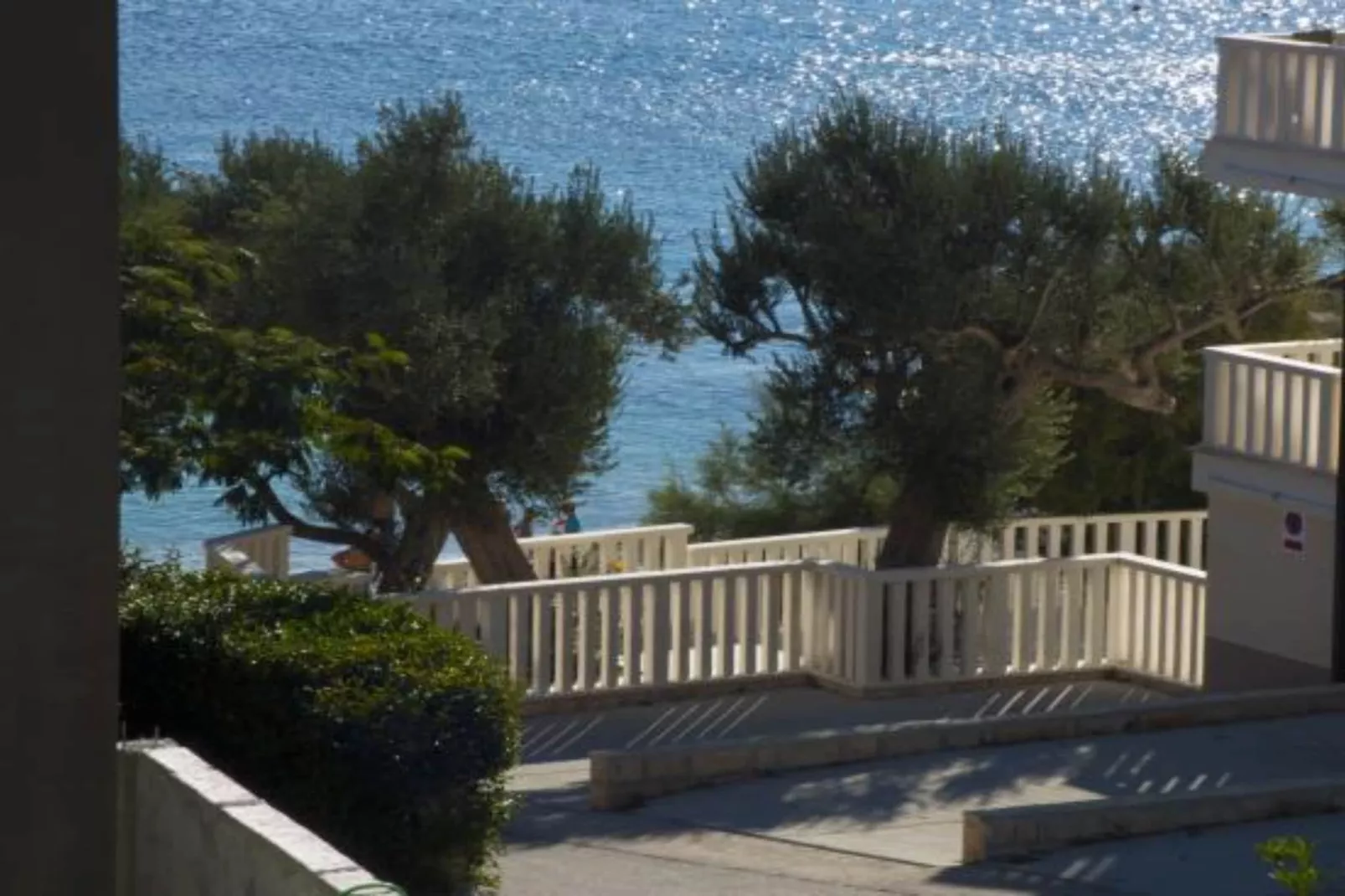 Beachfront Apartments Plaža - Two Bedroom Apartment A2-Terras