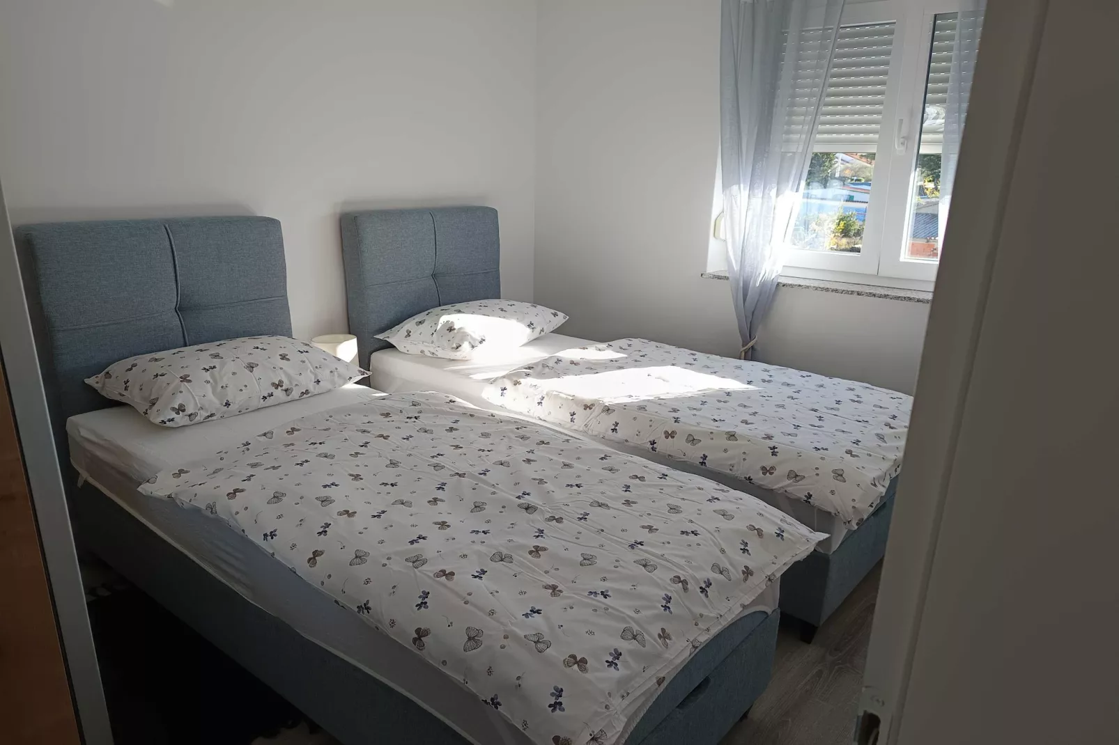 Cozy Apartment Bili - Two Bedroom Apartment-Slaapkamer