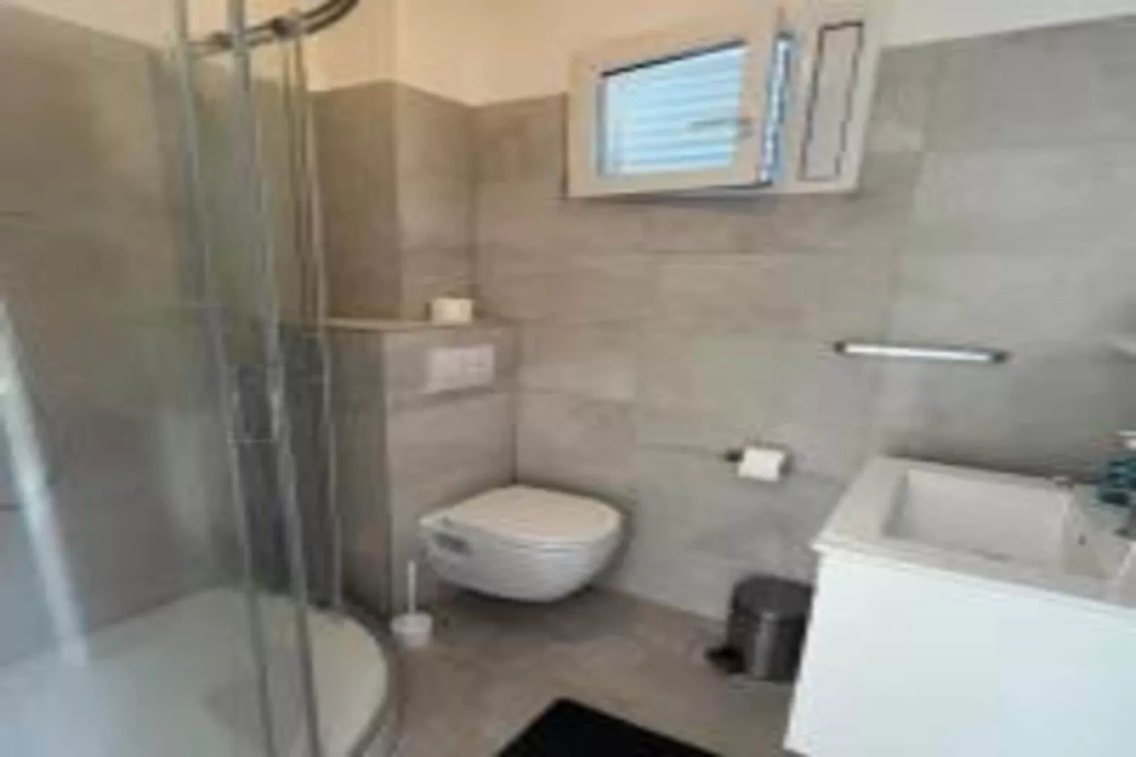 Apartments Bleuš - One Bedroom Apartment with Balcony and See View 1-Badkamer