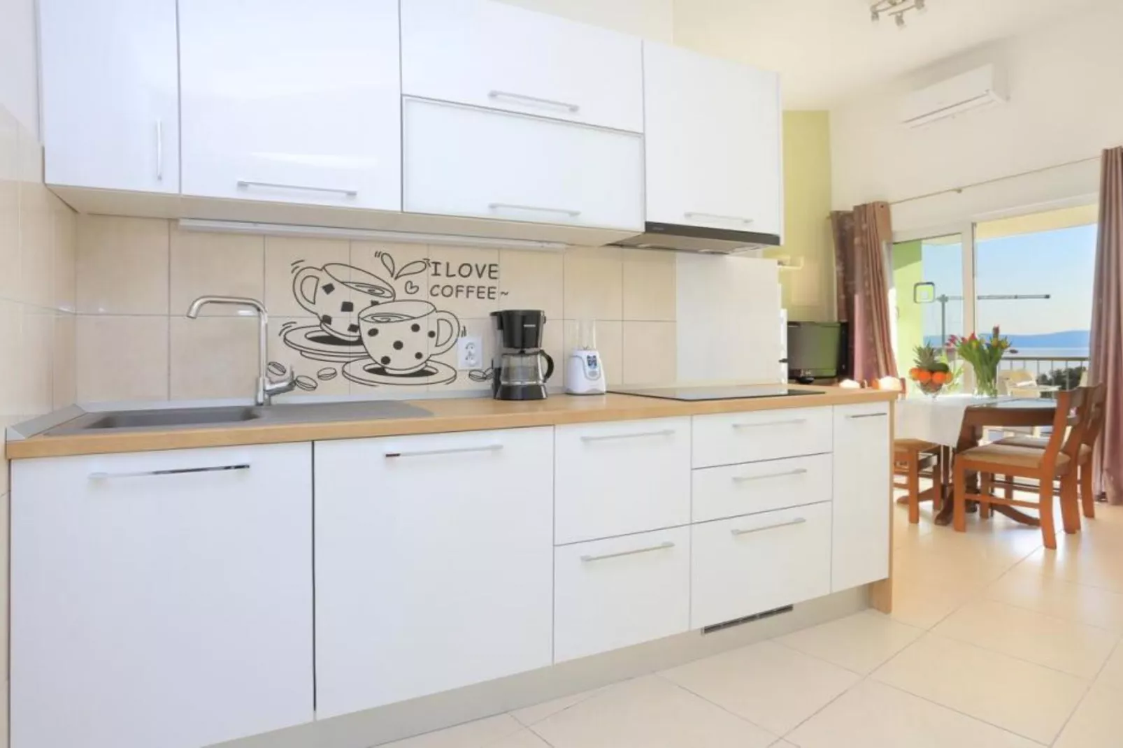 Apartments Roščić -  Classic Two Bedroom Apartment with Balcony and Sea View-Keuken