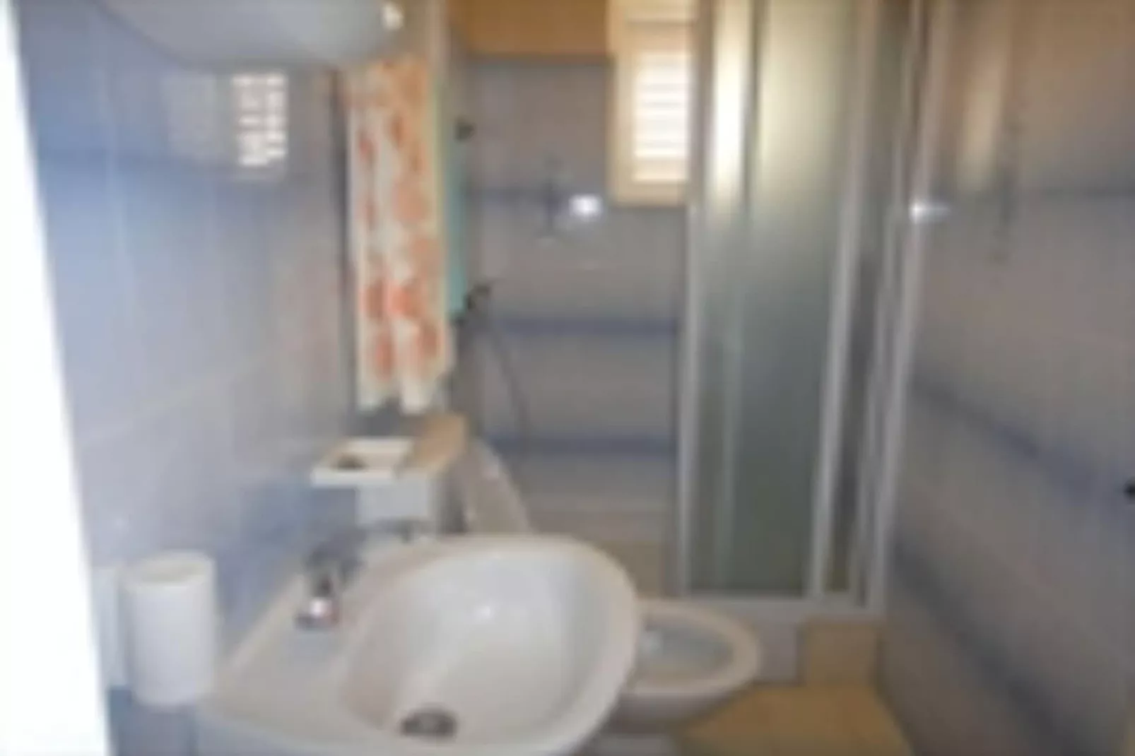 Seafront Apartments Pretner - Superior Studio Apartment with Balcony and Sea View-Badkamer