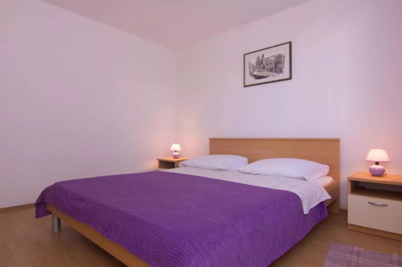 Apartment Magdic - Two Bedroom Apartment with Terrace-Slaapkamer
