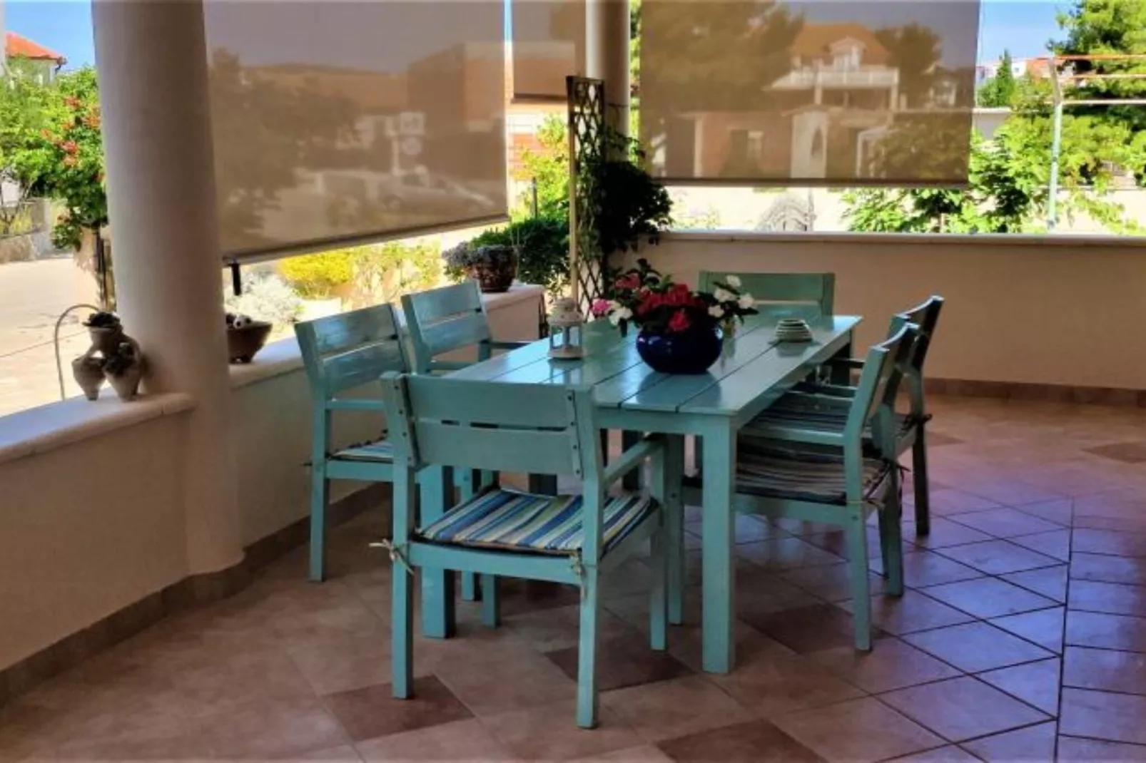 Apartments Dea & Paula - Classic Two Bedroom Apartment with Terrace-Terrasbalkon