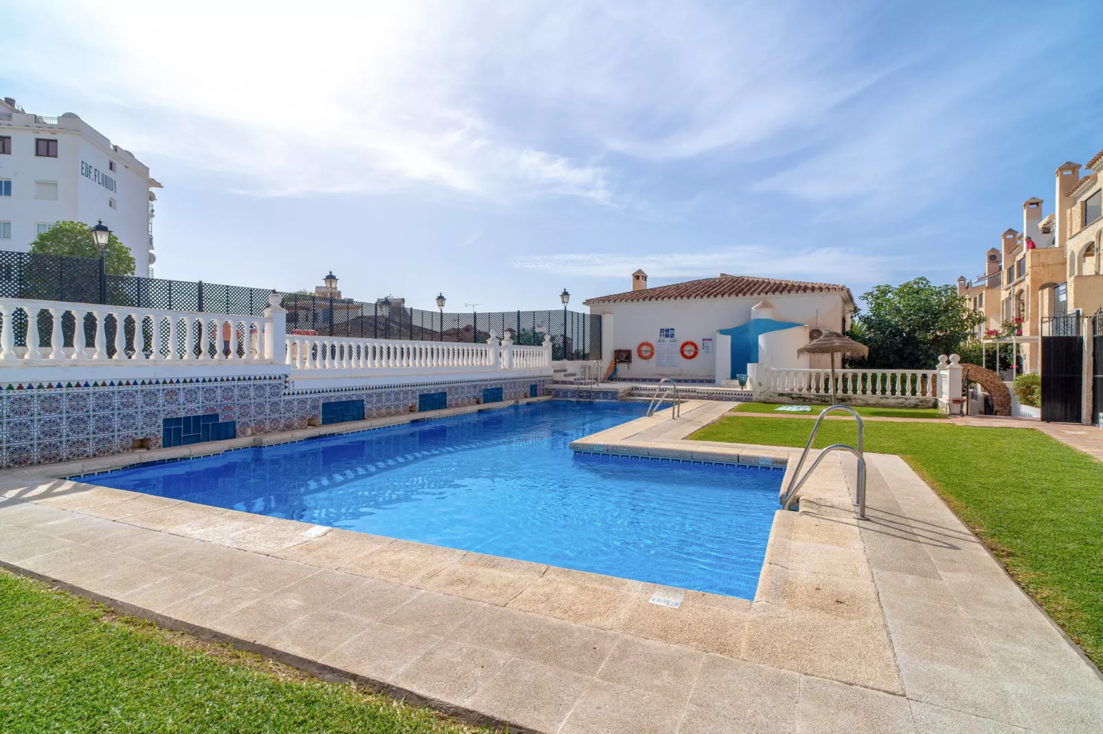 Verano Azul 54 by Casasol-Zwembad