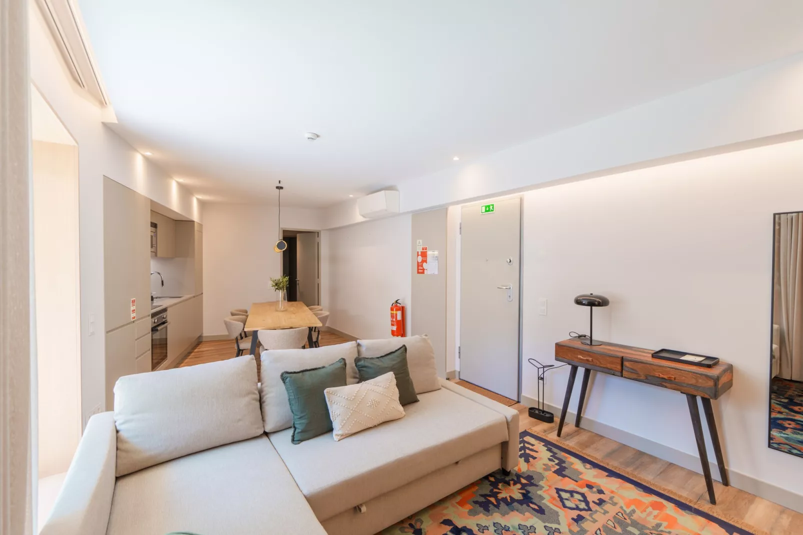 Feel Porto Firmeza Coworking & Flat 2.4-Woonkamer
