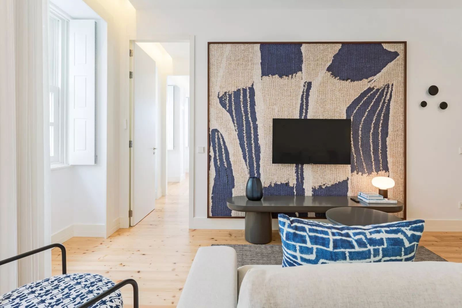 Feel Porto Clérigos Charm Flat 3.1-Woonkamer