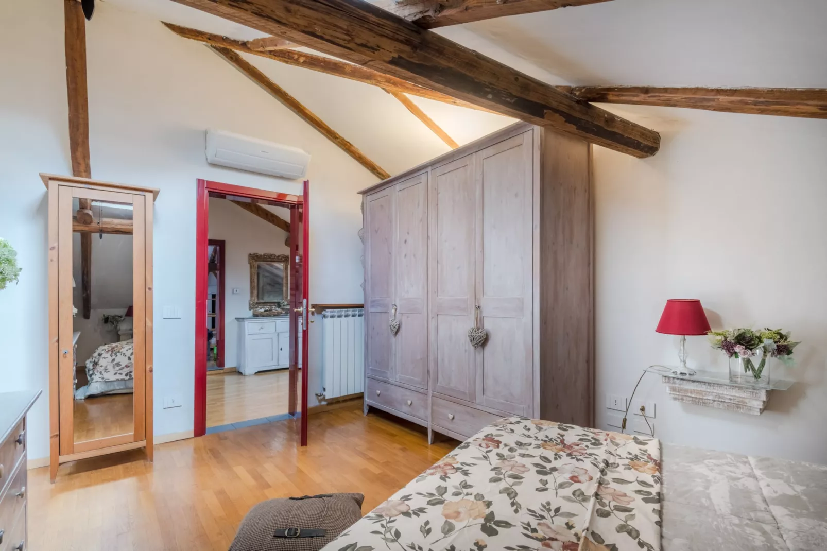 The Rooftop Penthouse-Niet-getagd