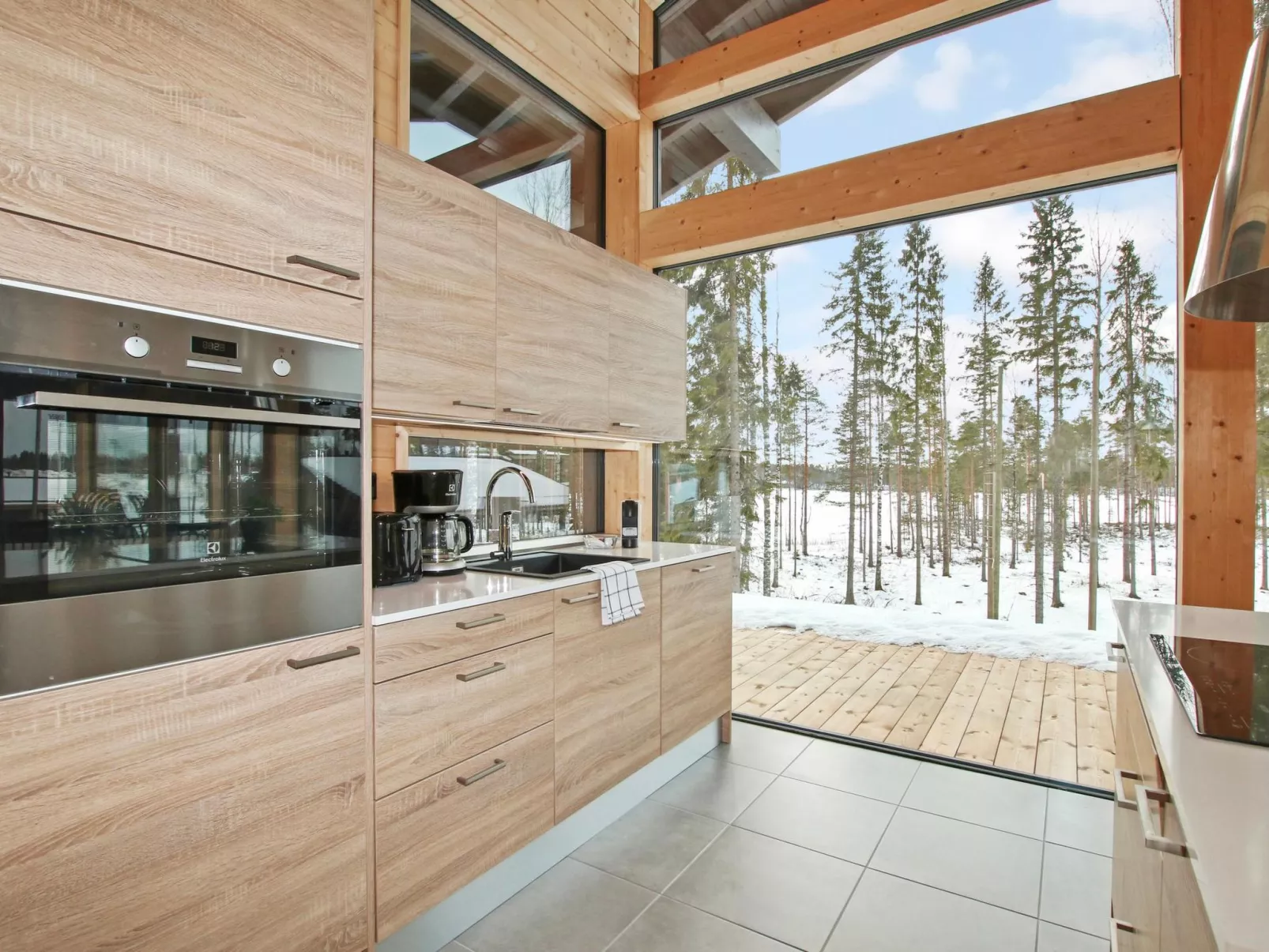 Eerikkilä huvila 132-Binnen