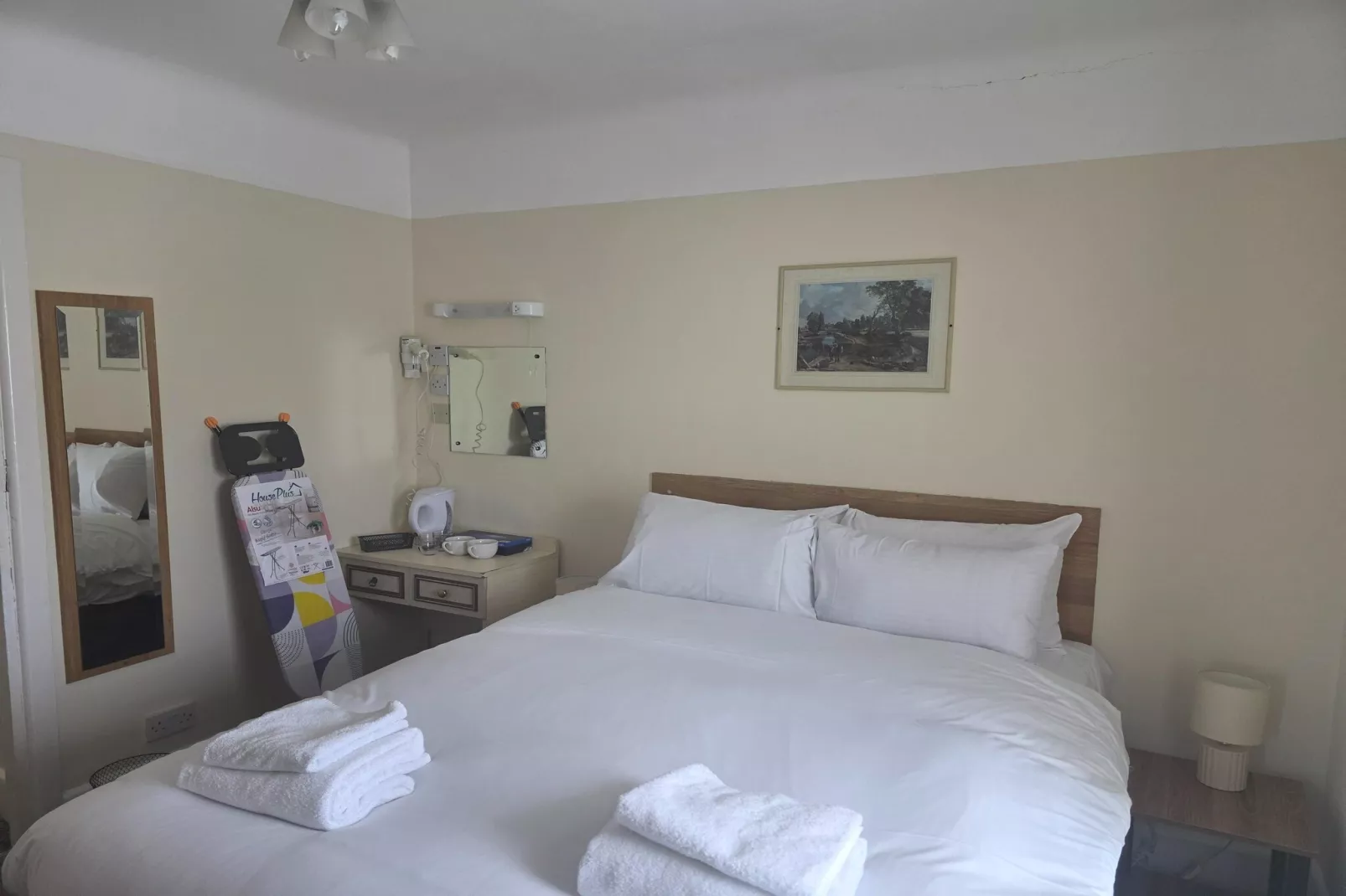 Russel Double Room-Slaapkamer